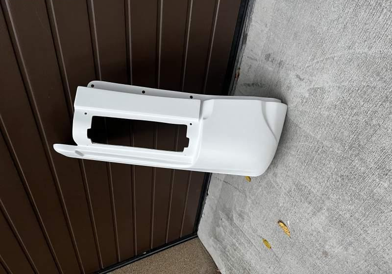 MAN LION'S COACH MAN Lion’s Coach - Bumper voor Touringcar: afbeelding 3 MAN LION'S COACH MAN Lion’s Coach - Bumper voor Touringcar: afbeelding 3