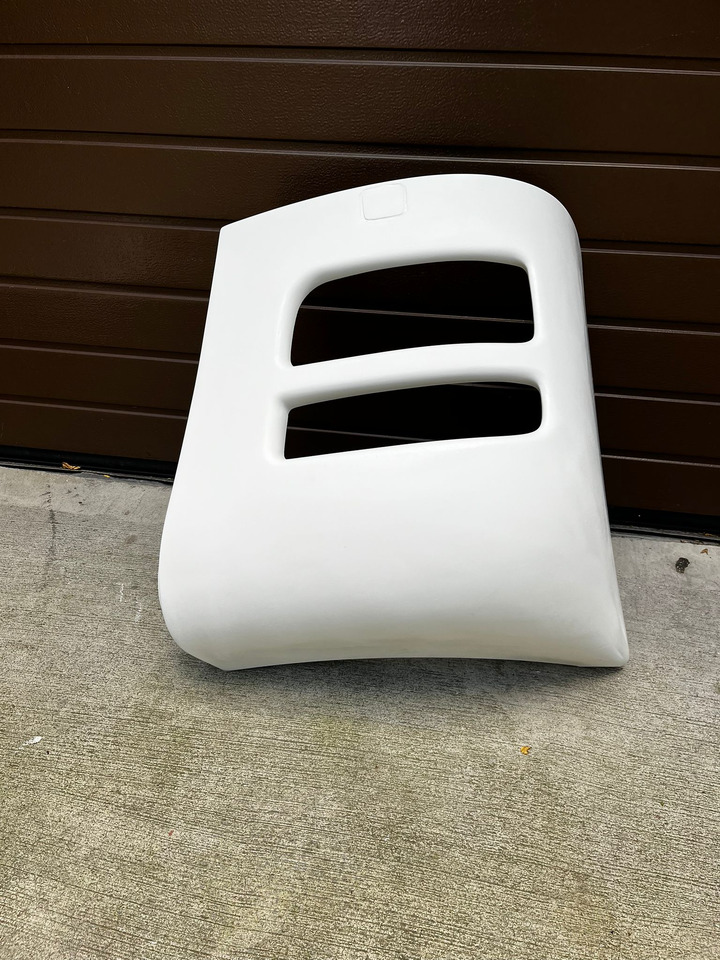 Zderzak przedni lewy MAN LION'S COACH R07, R08 MAN Lion’s Coach R07, R08 - Carrosserie en exterieur voor Bus: afbeelding 1 Zderzak przedni lewy MAN LION'S COACH R07, R08 MAN Lion’s Coach R07, R08 - Carrosserie en exterieur voor Bus: afbeelding 1