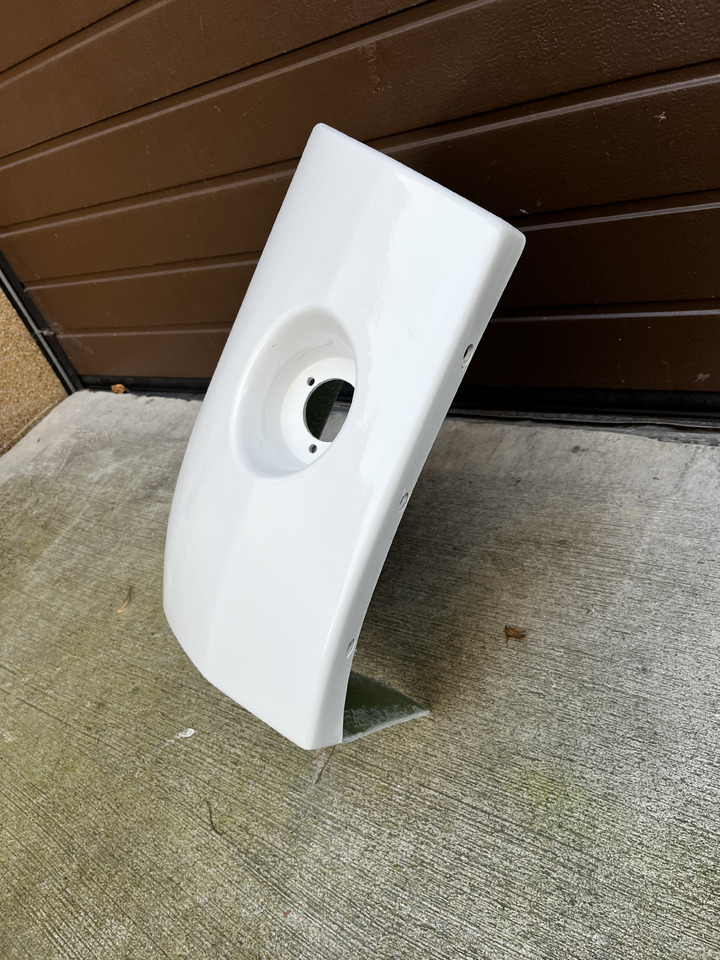 Zderzak tylny VOLVO 9500 9700 9900 VOLVO 9500 9700 9900 - Bumper voor Touringcar: afbeelding 5 Zderzak tylny VOLVO 9500 9700 9900 VOLVO 9500 9700 9900 - Bumper voor Touringcar: afbeelding 5