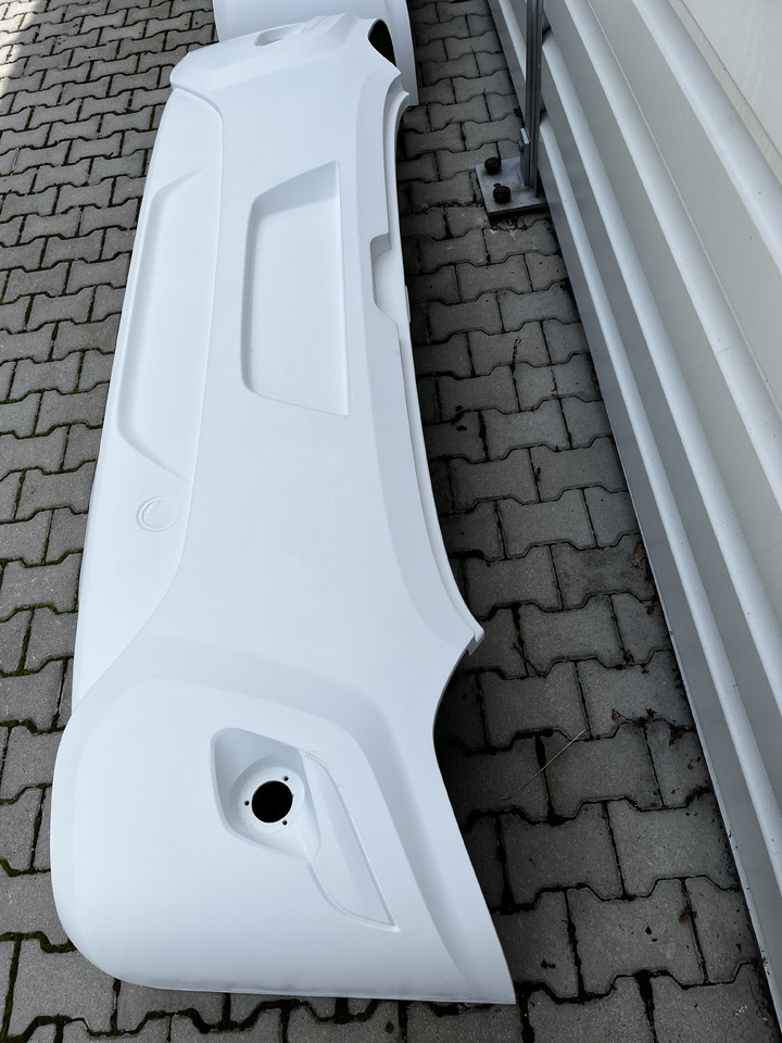 Zderzak tylny do AUTOBUSU VDL EURO 5 VDL FUTURA euro 5 - Bumper voor Touringcar: afbeelding 1 Zderzak tylny do AUTOBUSU VDL EURO 5 VDL FUTURA euro 5 - Bumper voor Touringcar: afbeelding 1