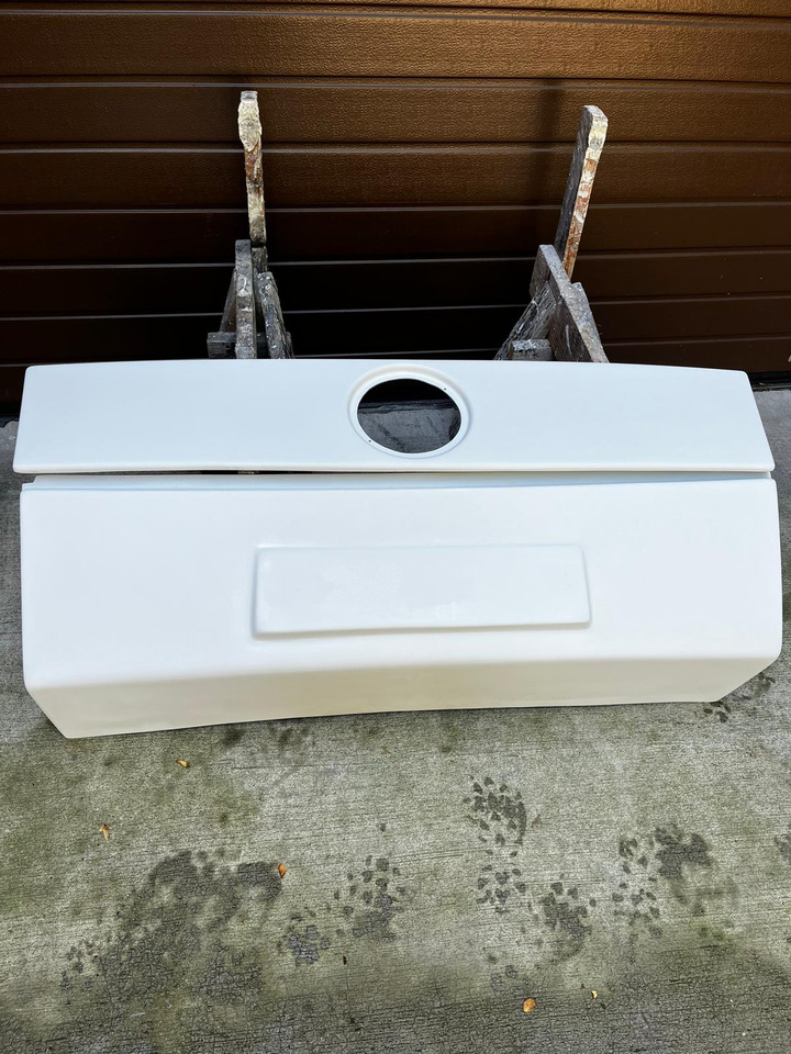 Zderzak przedni środkowy Mercedes 350 Tourismo Mercedes-Benz 350 TOURISMO - Bumper voor Bus: afbeelding 4 Zderzak przedni środkowy Mercedes 350 Tourismo Mercedes-Benz 350 TOURISMO - Bumper voor Bus: afbeelding 4