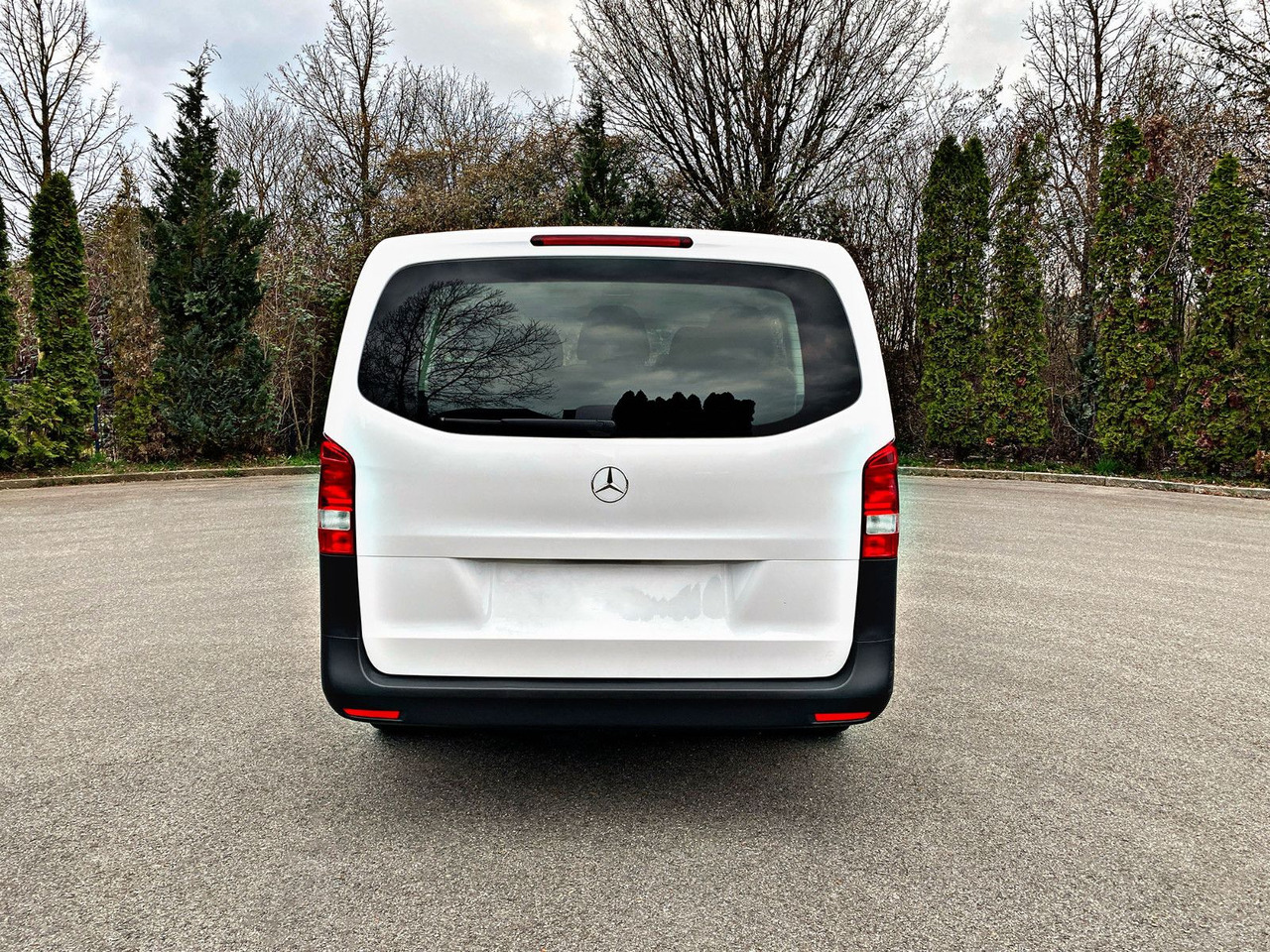 Mercedes-Benz Vito Tourer 114 CDI|Pro|Allrad|lang|8-Sitze|19% - Personenvervoer: afbeelding 4 Mercedes-Benz Vito Tourer 114 CDI|Pro|Allrad|lang|8-Sitze|19% - Personenvervoer: afbeelding 4