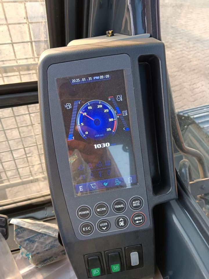 New Hyundai R215L tracked excavator - Rupsgraafmachine: afbeelding 2 New Hyundai R215L tracked excavator - Rupsgraafmachine: afbeelding 2