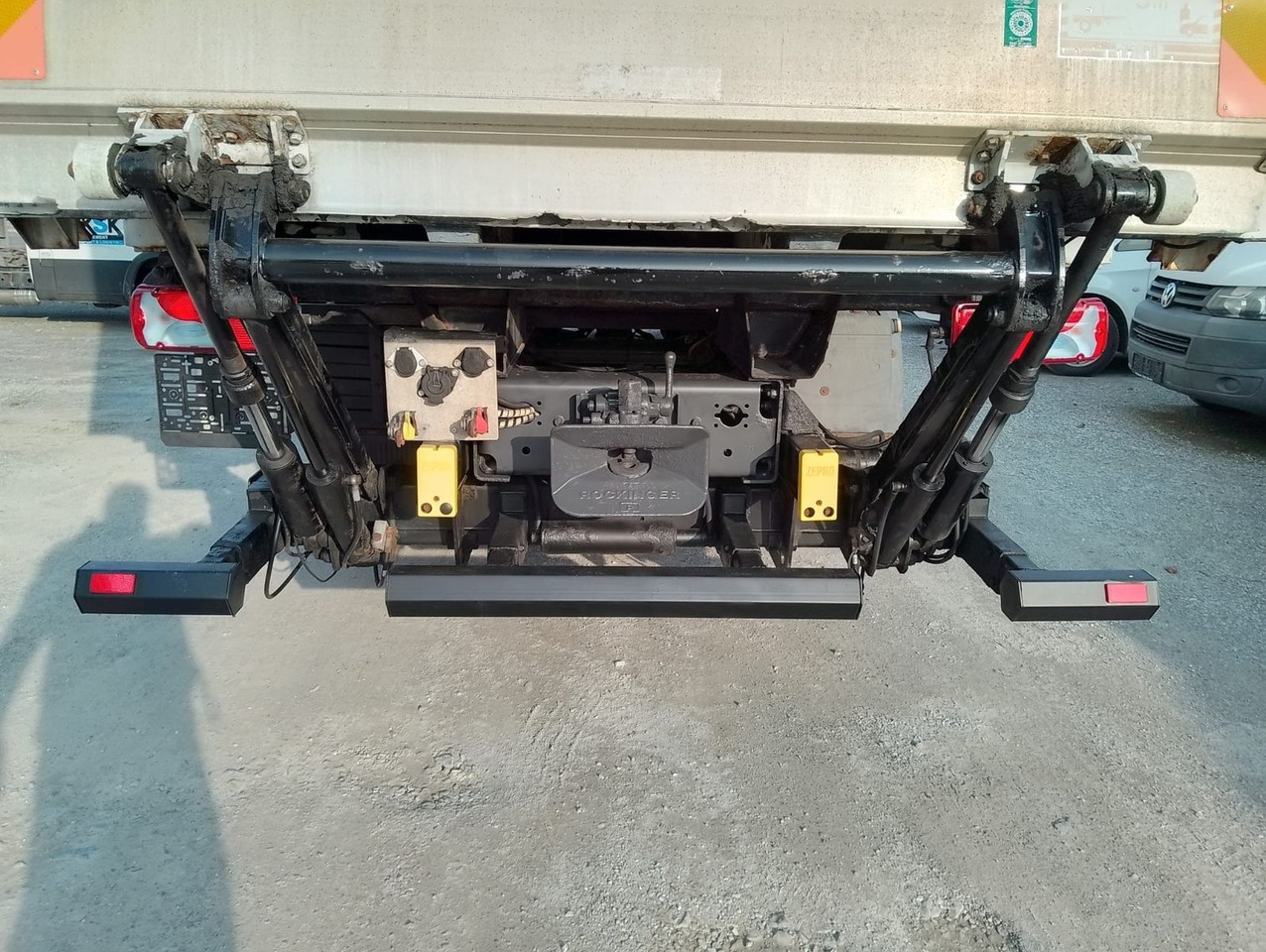 Containertransporter/ Wissellaadbak vrachtwagen MAN TGA 18 320: afbeelding 17