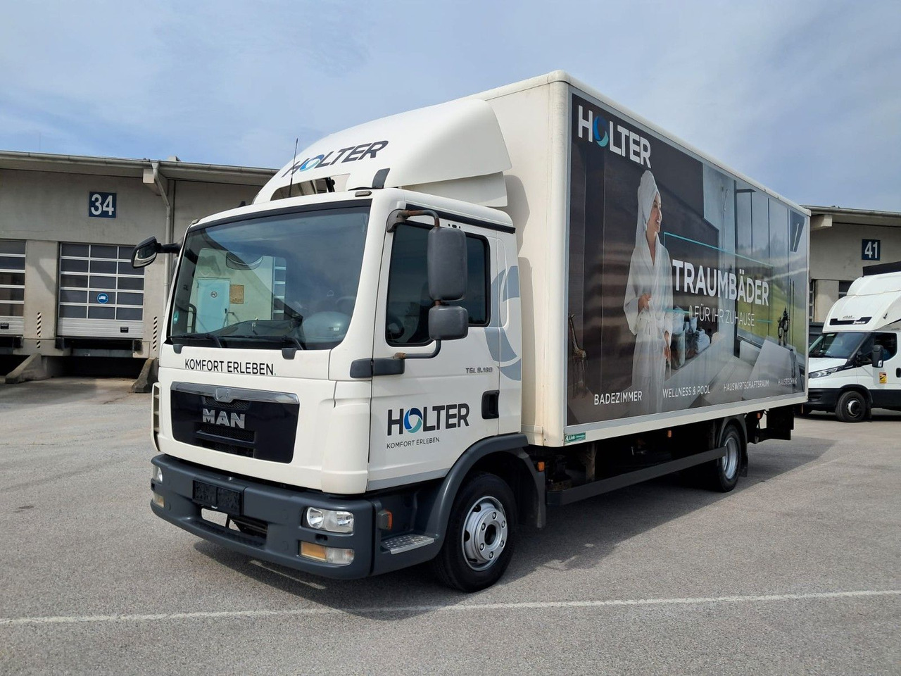 MAN TGL 8.180 Koffer mit LBW | Klima | Diff. | Tempo - Bakwagen: afbeelding 1 MAN TGL 8.180 Koffer mit LBW | Klima | Diff. | Tempo - Bakwagen: afbeelding 1