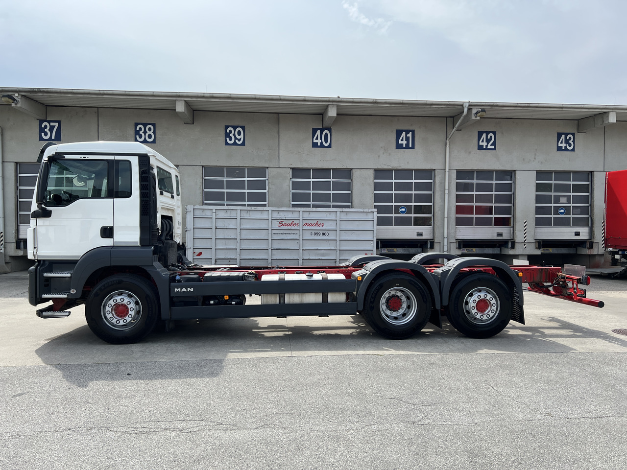 MAN TGS 26 510 Lenk-Liftachse | Retarder | Klima - Chassis vrachtwagen: afbeelding 4 MAN TGS 26 510 Lenk-Liftachse | Retarder | Klima - Chassis vrachtwagen: afbeelding 4