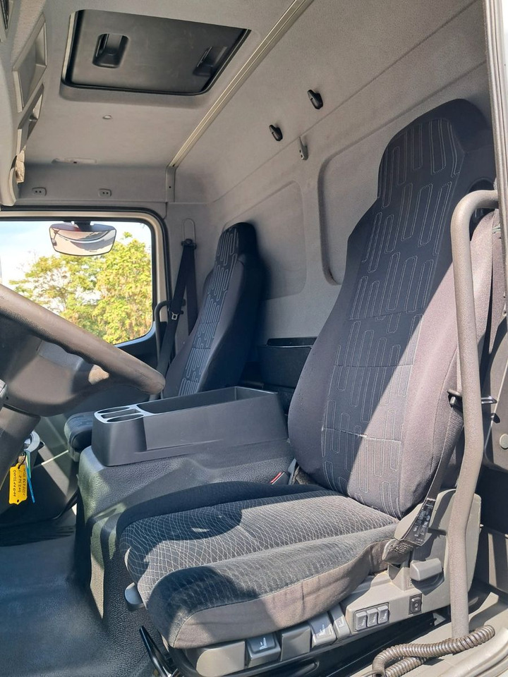 Koelwagen vrachtwagen Mercedes-Benz Atego 8.21 Kühlkoffer LBW | Klima | Tempo | Dif: afbeelding 13