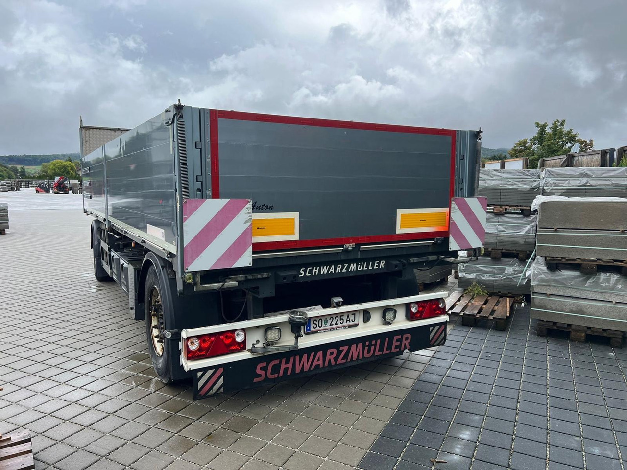 SCHWARZMÜLLER T- Serie SK 18 - Open/ Plateau aanhangwagen: afbeelding 5 SCHWARZMÜLLER T- Serie SK 18 - Open/ Plateau aanhangwagen: afbeelding 5