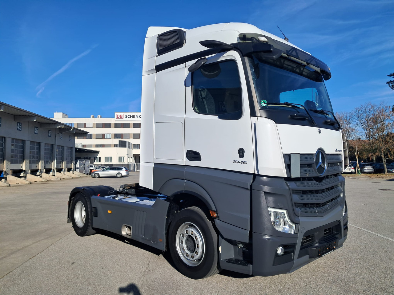 MERCEDES-BENZ Actros 18 45 | Retarder | Standklima | 4 Stück MP5 - Trekker: afbeelding 2 MERCEDES-BENZ Actros 18 45 | Retarder | Standklima | 4 Stück MP5 - Trekker: afbeelding 2