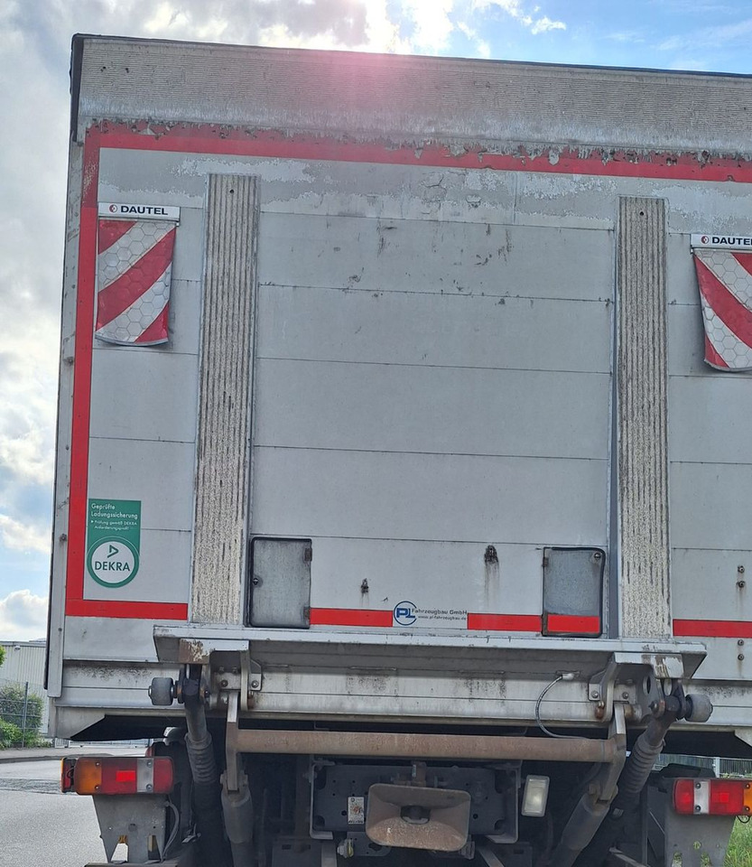MAN 18320 Top Zustand Klima - Schuifzeilen vrachtwagen: afbeelding 3 MAN 18320 Top Zustand Klima - Schuifzeilen vrachtwagen: afbeelding 3