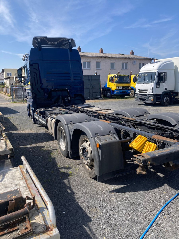 MAN TGX 26.470 Mega Ausstattung SONDERPREIS - Containertransporter/ Wissellaadbak vrachtwagen: afbeelding 3 MAN TGX 26.470 Mega Ausstattung SONDERPREIS - Containertransporter/ Wissellaadbak vrachtwagen: afbeelding 3