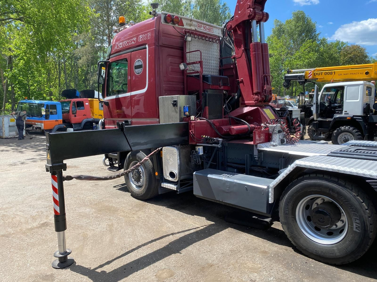 Mercedes-Benz ACTROS 3348 Kran HMF3720K4 Fly-Jip Fun k Klima - Kraanwagen: afbeelding 5 Mercedes-Benz ACTROS 3348 Kran HMF3720K4 Fly-Jip Fun k Klima - Kraanwagen: afbeelding 5