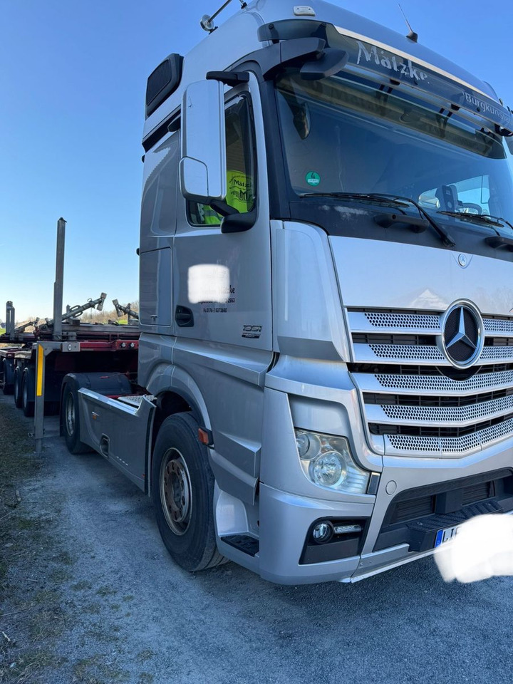 Mercedes-Benz Actros 1851 TÜV NEU TOP ZUSTAND - Trekker: afbeelding 1 Mercedes-Benz Actros 1851 TÜV NEU TOP ZUSTAND - Trekker: afbeelding 1