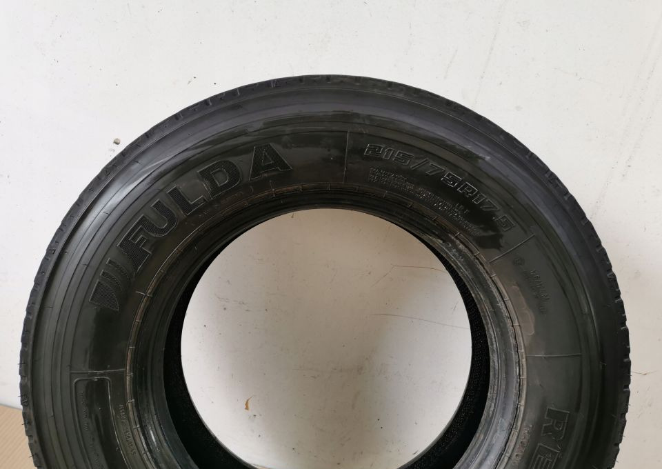 215/75R17.5 FULDA PENDNA 38/19 ŁADNA - Band: afbeelding 5 215/75R17.5 FULDA PENDNA 38/19 ŁADNA - Band: afbeelding 5