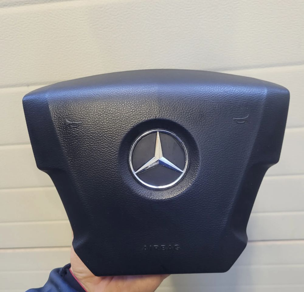 AIR BAG PODUSZKA MERCEDES ACTROS MP4 - Stuurwiel voor Vrachtwagen: afbeelding 1 AIR BAG PODUSZKA MERCEDES ACTROS MP4 - Stuurwiel voor Vrachtwagen: afbeelding 1