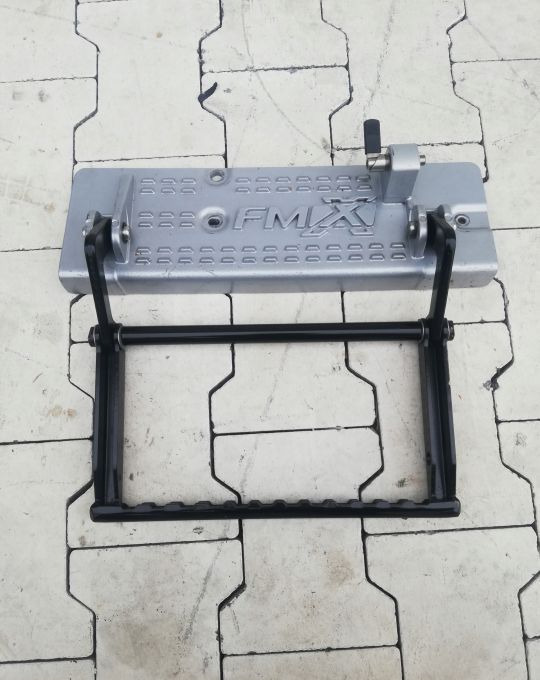 DRABINKA STOPIEN VOLVO FMX ORYG. - Treeplank voor Vrachtwagen: afbeelding 1 DRABINKA STOPIEN VOLVO FMX ORYG. - Treeplank voor Vrachtwagen: afbeelding 1