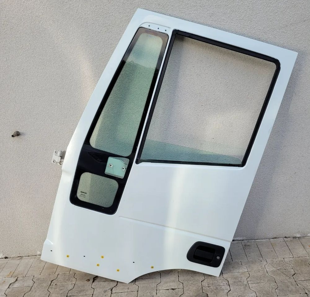 DRZWI LEWE IVECO EUROCARGO - Deur en onderdelen voor Vrachtwagen: afbeelding 1 DRZWI LEWE IVECO EUROCARGO - Deur en onderdelen voor Vrachtwagen: afbeelding 1