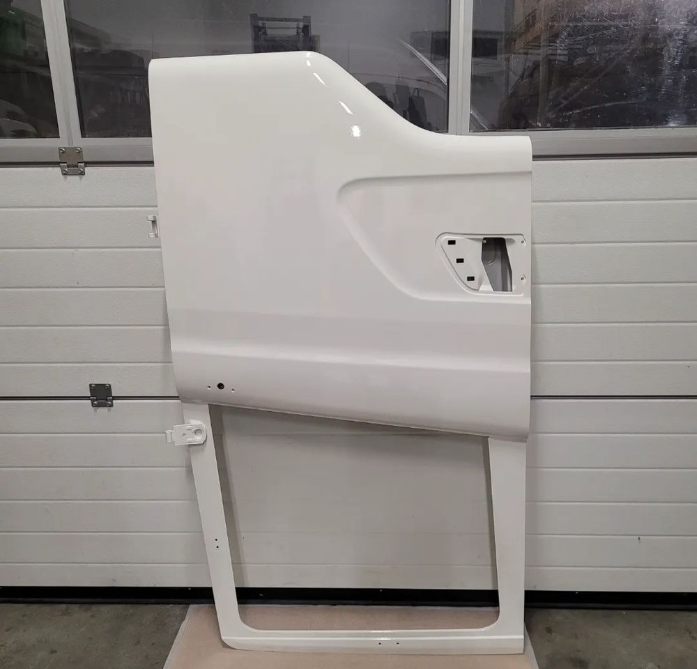 DRZWI SCANIA R PRAWE NOWY ORYGINAŁ - Deur en onderdelen voor Vrachtwagen: afbeelding 1 DRZWI SCANIA R PRAWE NOWY ORYGINAŁ - Deur en onderdelen voor Vrachtwagen: afbeelding 1