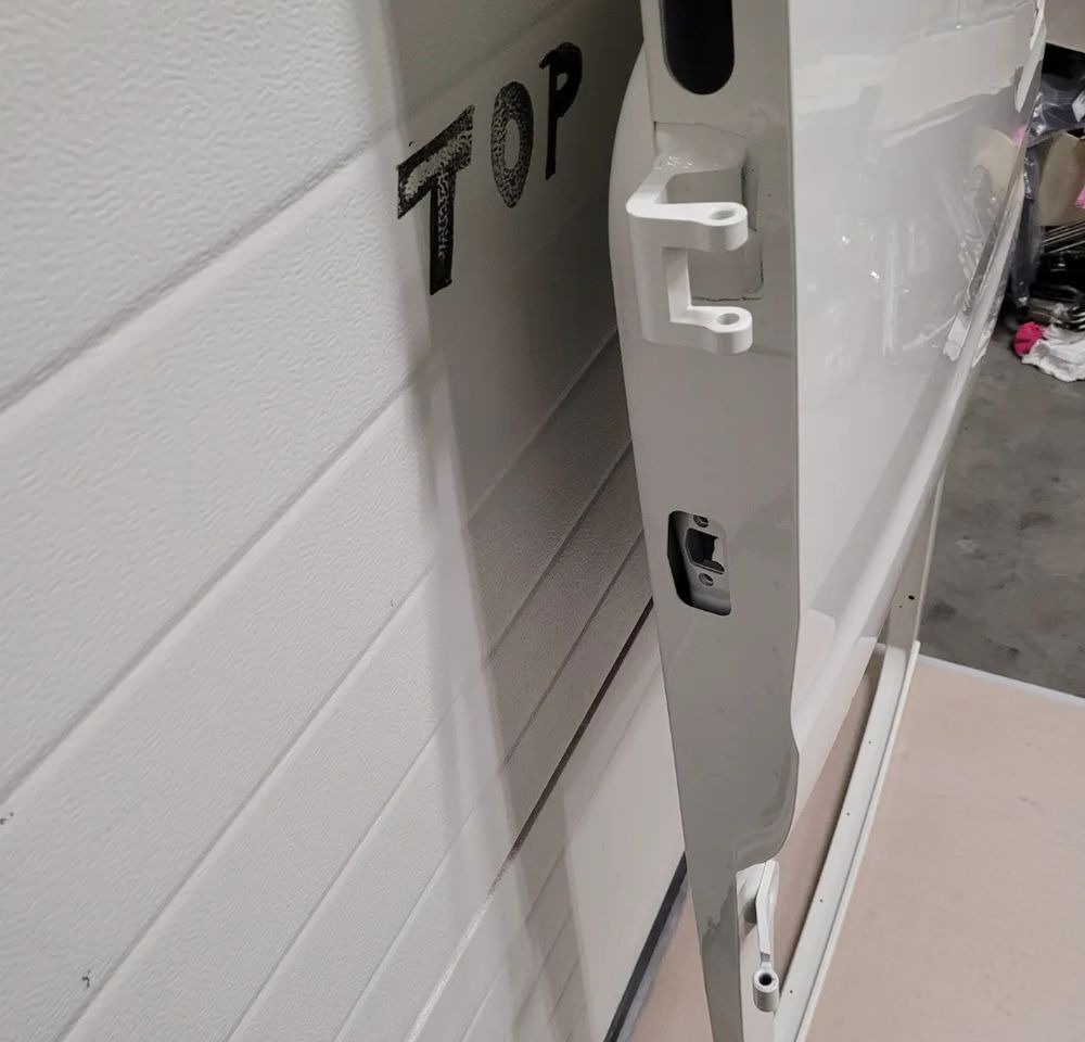 DRZWI SCANIA R PRAWE NOWY ORYGINAŁ - Deur en onderdelen voor Vrachtwagen: afbeelding 4 DRZWI SCANIA R PRAWE NOWY ORYGINAŁ - Deur en onderdelen voor Vrachtwagen: afbeelding 4