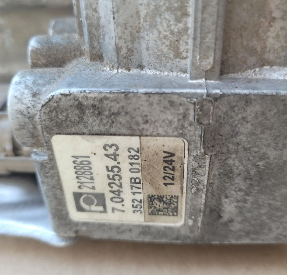 EGR DAF XF 106 OM 2128861 - EGR koeler voor Vrachtwagen: afbeelding 3 EGR DAF XF 106 OM 2128861 - EGR koeler voor Vrachtwagen: afbeelding 3