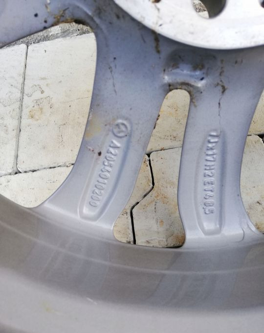 FELGA MERCEDES C KLASA A2054010200 17 CALI - Velg: afbeelding 2 FELGA MERCEDES C KLASA A2054010200 17 CALI - Velg: afbeelding 2