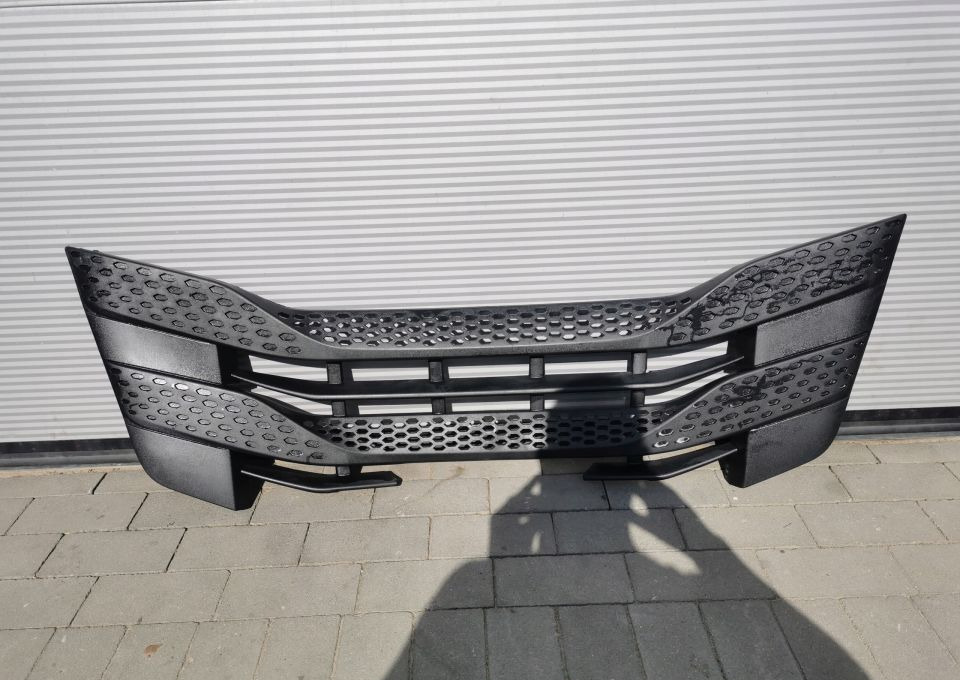 GRILL ATRAPA IVECO STRALIS S WAY 5802401392 - Motorkap: afbeelding 1 GRILL ATRAPA IVECO STRALIS S WAY 5802401392 - Motorkap: afbeelding 1