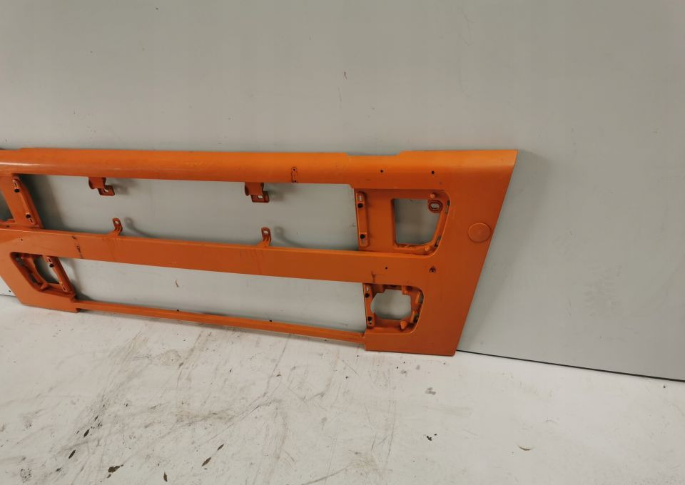 GRILL ATRAPA VOLVO Fh12 ORYGINAŁ - Rooster voor Vrachtwagen: afbeelding 2 GRILL ATRAPA VOLVO Fh12 ORYGINAŁ - Rooster voor Vrachtwagen: afbeelding 2