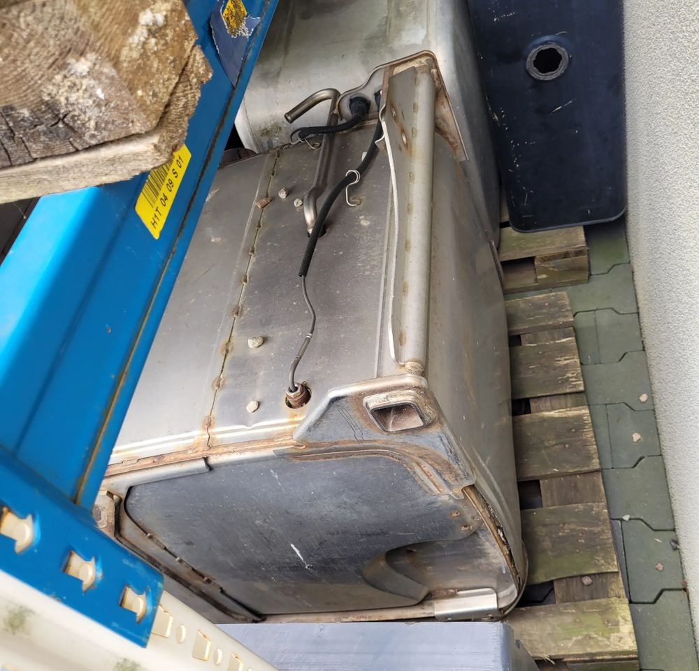 KATALIZATOR MERCEDES ACTROS E5 BEZ ADBULE - Katalysator voor Vrachtwagen: afbeelding 1 KATALIZATOR MERCEDES ACTROS E5 BEZ ADBULE - Katalysator voor Vrachtwagen: afbeelding 1