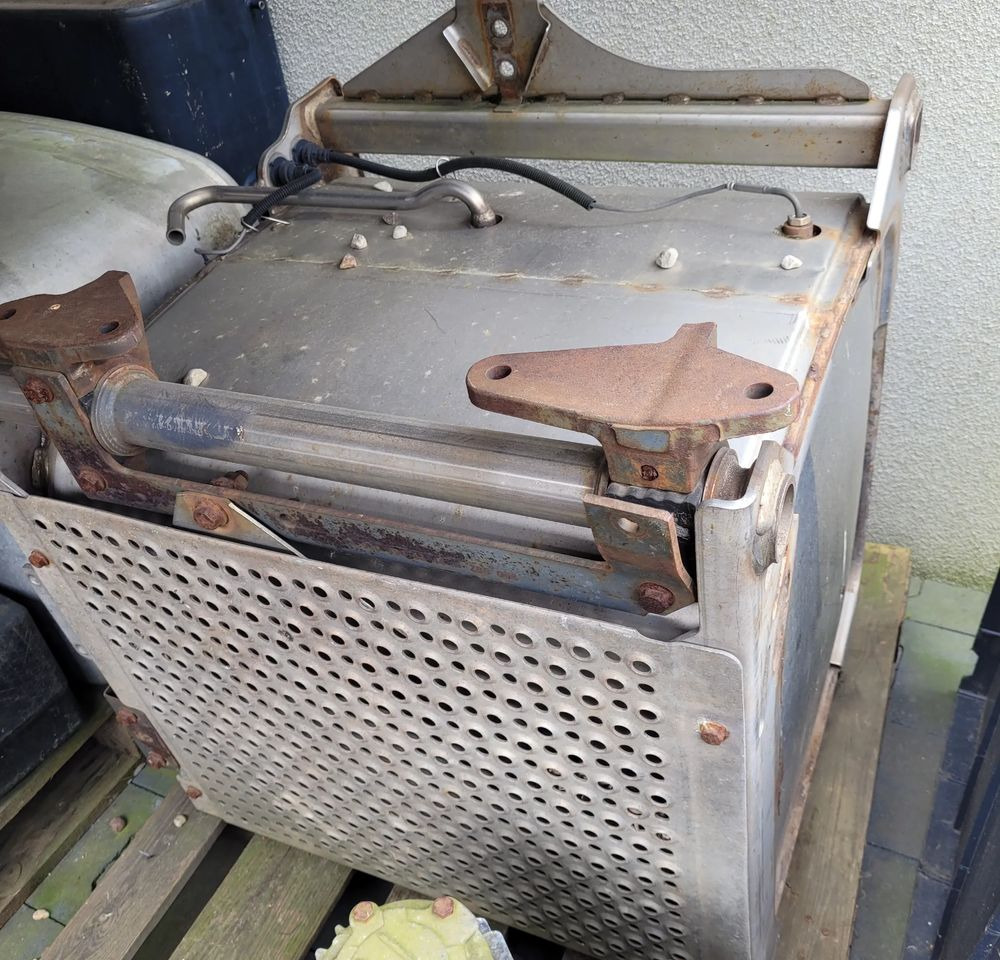 KATALIZATOR MERCEDES ACTROS E5 BEZ ADBULE - Katalysator voor Vrachtwagen: afbeelding 2 KATALIZATOR MERCEDES ACTROS E5 BEZ ADBULE - Katalysator voor Vrachtwagen: afbeelding 2