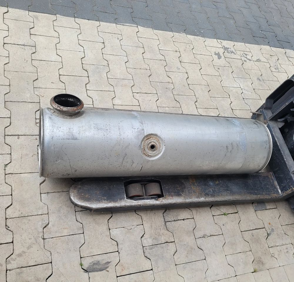 KATALIZATOR RENAULT MIDLUM OM 21669950 - Katalysator voor Vrachtwagen: afbeelding 2 KATALIZATOR RENAULT MIDLUM OM 21669950 - Katalysator voor Vrachtwagen: afbeelding 2