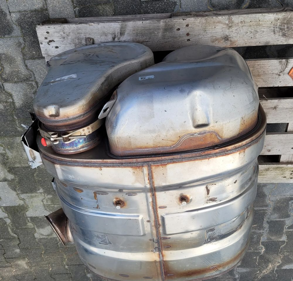 KATALIZATOR RENAULT RANGE T GAMA 23046491 CHWALIM116 - Katalysator voor Vrachtwagen: afbeelding 1 KATALIZATOR RENAULT RANGE T GAMA 23046491 CHWALIM116 - Katalysator voor Vrachtwagen: afbeelding 1