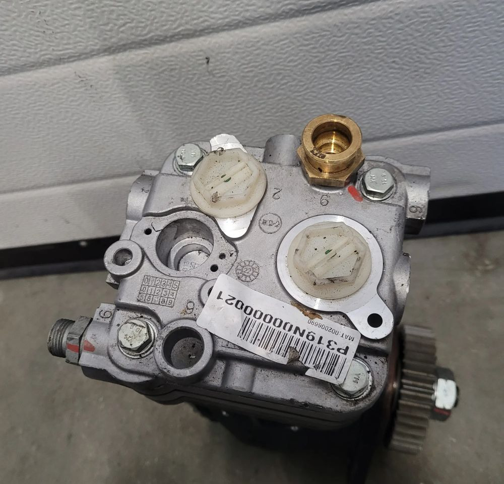 KOMPRESOR IVECO ORYGINAŁ OM 504016818 CHWALIM116 - Compressor voor Vrachtwagen: afbeelding 3 KOMPRESOR IVECO ORYGINAŁ OM 504016818 CHWALIM116 - Compressor voor Vrachtwagen: afbeelding 3