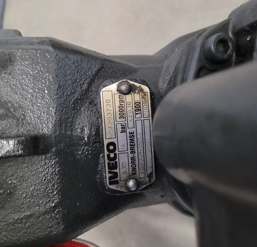 KOMPRESOR +WSPOMAGANIE IVECO STRALIS ORYGINAŁ 504293730 CHWALIM116 - Compressor voor Vrachtwagen: afbeelding 4 KOMPRESOR +WSPOMAGANIE IVECO STRALIS ORYGINAŁ 504293730 CHWALIM116 - Compressor voor Vrachtwagen: afbeelding 4