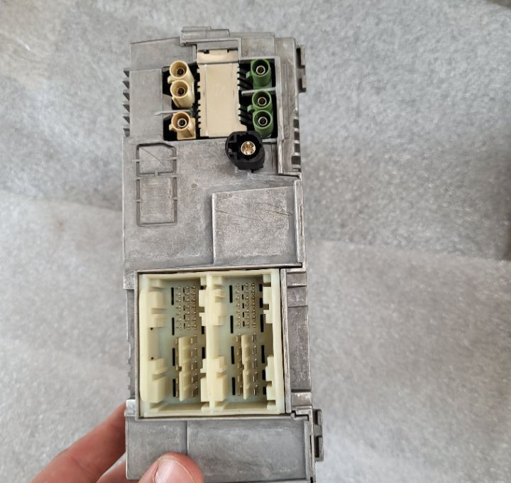 KOMPUTER MULTIMEDIÓW MERCEDES ACTROS MP5 A0124466421 - ECU voor Vrachtwagen: afbeelding 3 KOMPUTER MULTIMEDIÓW MERCEDES ACTROS MP5 A0124466421 - ECU voor Vrachtwagen: afbeelding 3