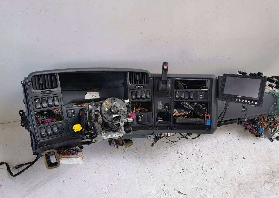 KONSOLA SCANIA R XPI G - Instrumentenpaneel voor Vrachtwagen: afbeelding 3 KONSOLA SCANIA R XPI G - Instrumentenpaneel voor Vrachtwagen: afbeelding 3