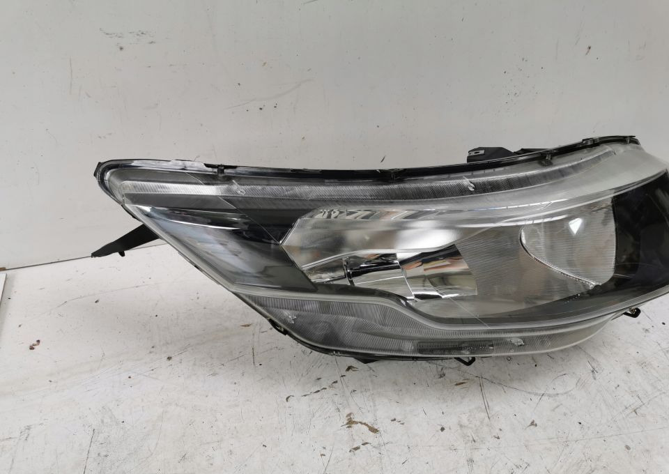 LAMPA IVECO IVECO DAILY ORYGINAŁ PRAWA - Koplamp voor Bestelwagen: afbeelding 2 LAMPA IVECO IVECO DAILY ORYGINAŁ PRAWA - Koplamp voor Bestelwagen: afbeelding 2