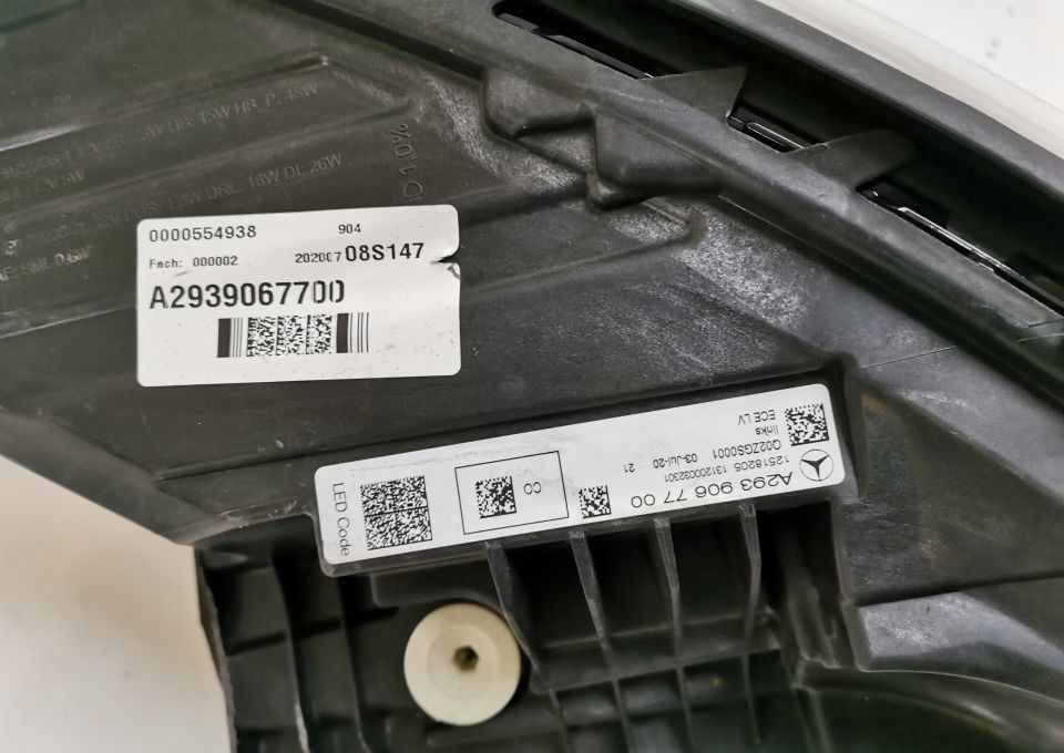 LAMPA MERCEDES EQC A 2939067700 ORYGINAŁ - Koplamp: afbeelding 3 LAMPA MERCEDES EQC A 2939067700 ORYGINAŁ - Koplamp: afbeelding 3