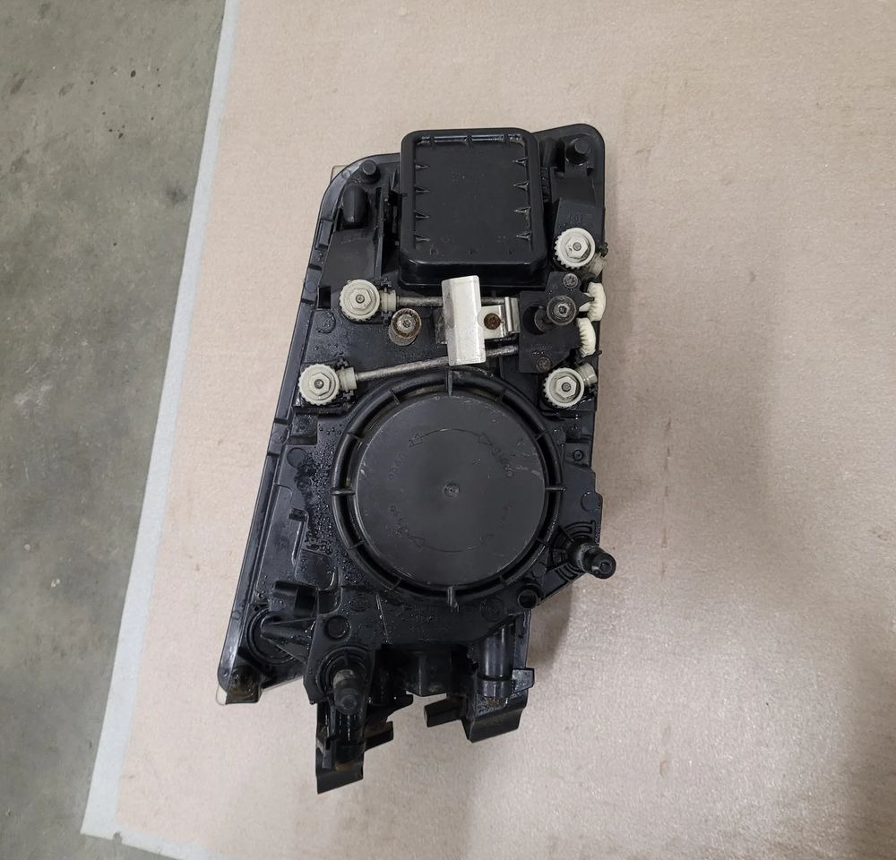 LAMPY VOLVO FH13 ORYGINAL KOMPLET - Lichten/ Verlichting voor Vrachtwagen: afbeelding 3 LAMPY VOLVO FH13 ORYGINAL KOMPLET - Lichten/ Verlichting voor Vrachtwagen: afbeelding 3