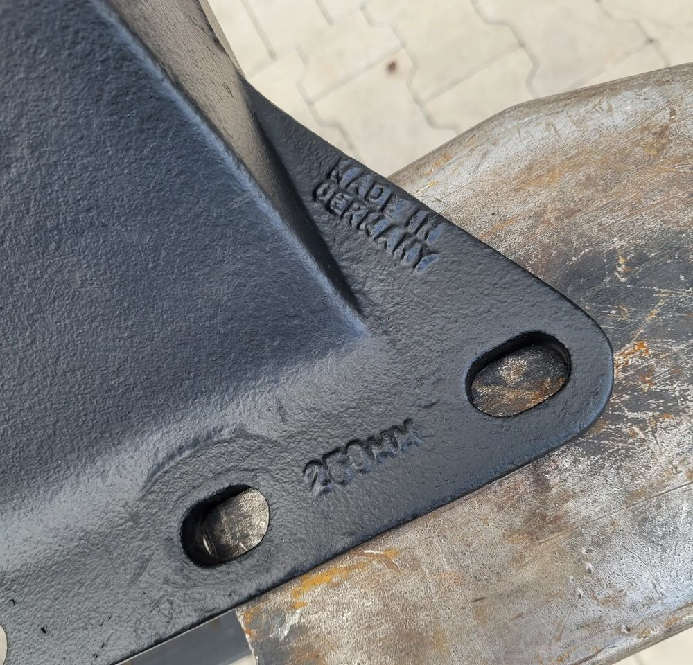 ŁAPA JOST 250MM 1 SZT. - Koppelschotel voor Vrachtwagen: afbeelding 2 ŁAPA JOST 250MM 1 SZT. - Koppelschotel voor Vrachtwagen: afbeelding 2