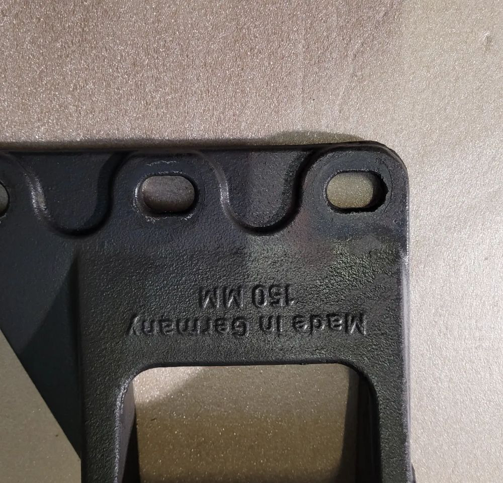 ŁAPY JOST MOCOWANIE SIODŁA 150MM - Koppelschotel voor Vrachtwagen: afbeelding 3 ŁAPY JOST MOCOWANIE SIODŁA 150MM - Koppelschotel voor Vrachtwagen: afbeelding 3