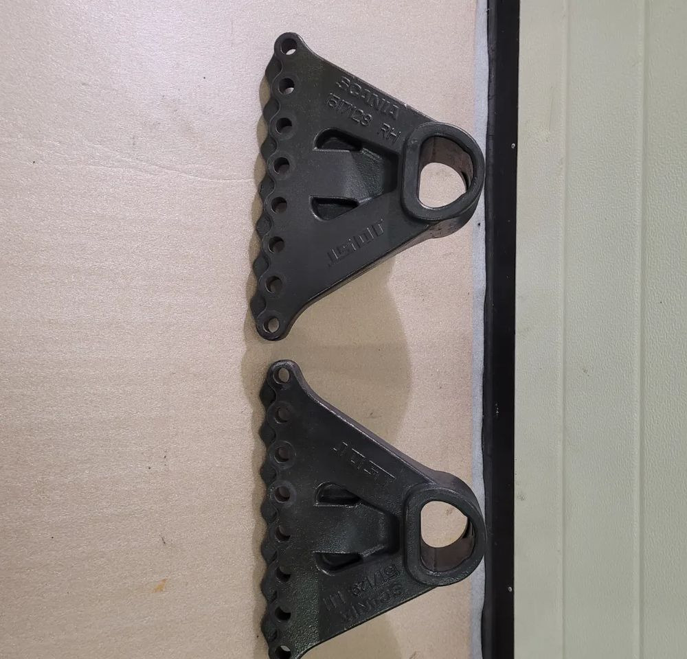 ŁAPY MOCOWANIE SIODŁA JOST SCANIA 1517128 1517129 - Koppelschotel voor Vrachtwagen: afbeelding 1 ŁAPY MOCOWANIE SIODŁA JOST SCANIA 1517128 1517129 - Koppelschotel voor Vrachtwagen: afbeelding 1