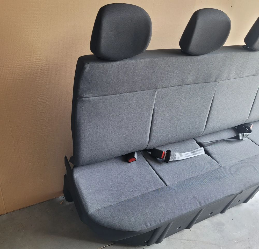 ŁAWKA FOTELE DOKA RENAULT MASTER MOVANO NOWE ORYGINAŁ CHWALIM116 - Zitplaats voor Vrachtwagen: afbeelding 2 ŁAWKA FOTELE DOKA RENAULT MASTER MOVANO NOWE ORYGINAŁ CHWALIM116 - Zitplaats voor Vrachtwagen: afbeelding 2