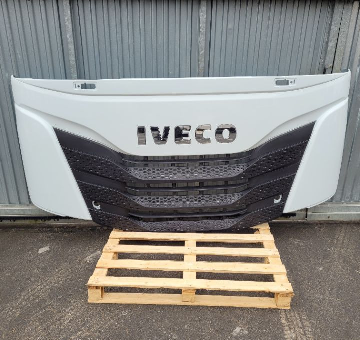 MASKA ATRAPA IVECO S WAY ORYGINAL NM. - Motorkap voor Vrachtwagen: afbeelding 1 MASKA ATRAPA IVECO S WAY ORYGINAL NM. - Motorkap voor Vrachtwagen: afbeelding 1