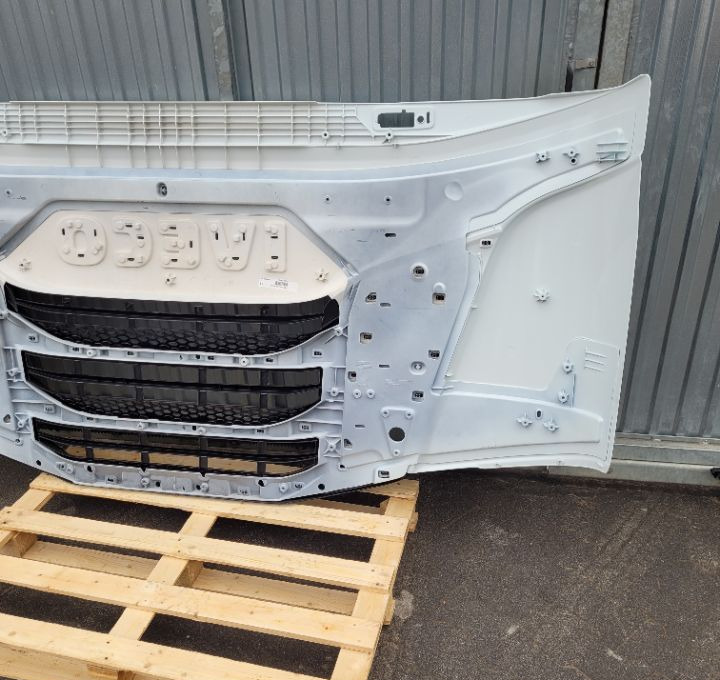 MASKA ATRAPA IVECO S WAY ORYGINAL NM. - Motorkap voor Vrachtwagen: afbeelding 4 MASKA ATRAPA IVECO S WAY ORYGINAL NM. - Motorkap voor Vrachtwagen: afbeelding 4