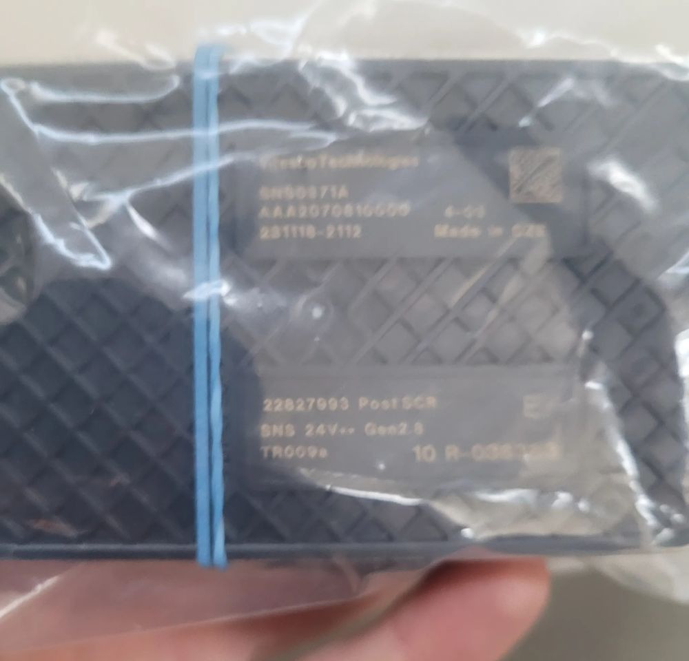 NOX VOLVO FH4 NOWY 22827933 CHWALIM116 - Geluiddemper/ Uitlaatsysteem voor Vrachtwagen: afbeelding 2 NOX VOLVO FH4 NOWY 22827933 CHWALIM116 - Geluiddemper/ Uitlaatsysteem voor Vrachtwagen: afbeelding 2