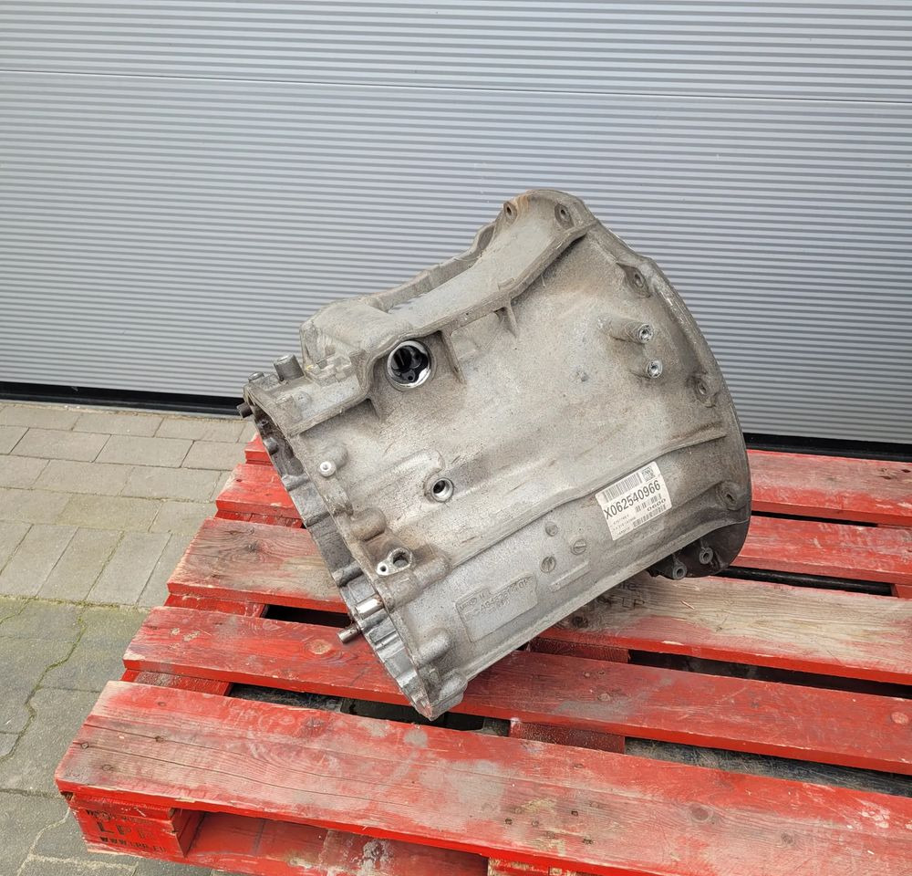 OBUDOWA SKRZYNI BIEGÓW MERCEDES ACTROS MP4 A9482610101 - Versnellingsbak voor Vrachtwagen: afbeelding 4 OBUDOWA SKRZYNI BIEGÓW MERCEDES ACTROS MP4 A9482610101 - Versnellingsbak voor Vrachtwagen: afbeelding 4