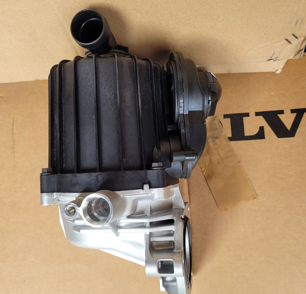 PODSTAWA OLEJU VOLVO FH4 FH5 P21679520 NOWY ORYGINAŁ - Brandstoftoevoer voor Vrachtwagen: afbeelding 2 PODSTAWA OLEJU VOLVO FH4 FH5 P21679520 NOWY ORYGINAŁ - Brandstoftoevoer voor Vrachtwagen: afbeelding 2