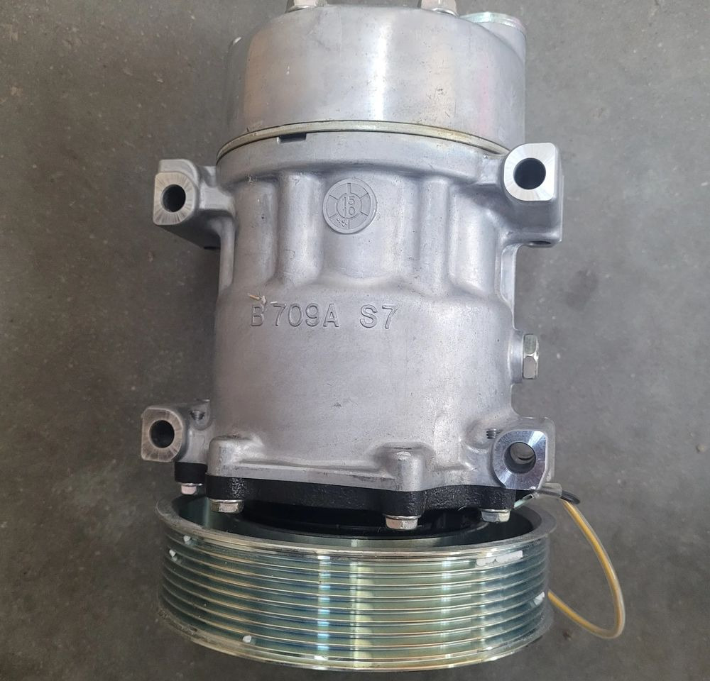 POMPA KLIMATYZACJI RENAULT RANGE T GAMA ORYGINAŁ NOWA CHWALIM116 7482492298 - Airco onderdeel voor Vrachtwagen: afbeelding 2 POMPA KLIMATYZACJI RENAULT RANGE T GAMA ORYGINAŁ NOWA CHWALIM116 7482492298 - Airco onderdeel voor Vrachtwagen: afbeelding 2