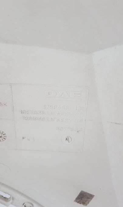 POSZYCIE OKULAR NAROŻNIK DAF XF 106 LH. ORYGINAŁ - Bumper voor Vrachtwagen: afbeelding 4 POSZYCIE OKULAR NAROŻNIK DAF XF 106 LH. ORYGINAŁ - Bumper voor Vrachtwagen: afbeelding 4