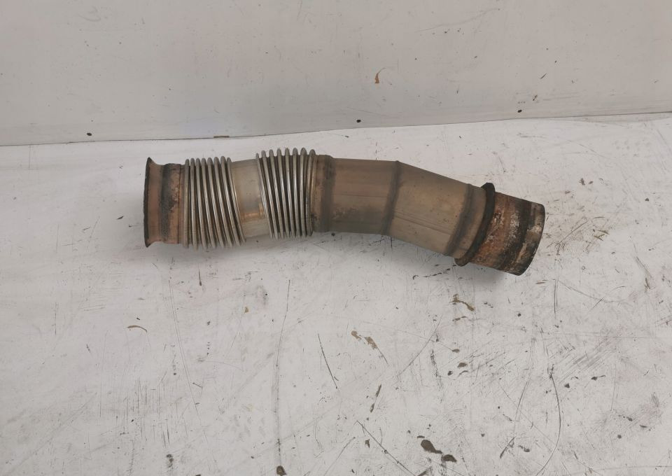 RURA KATALIZATORA ŁĄCZNIK MERCEDES ACTROS MP4 - Katalysator voor Vrachtwagen: afbeelding 1 RURA KATALIZATORA ŁĄCZNIK MERCEDES ACTROS MP4 - Katalysator voor Vrachtwagen: afbeelding 1